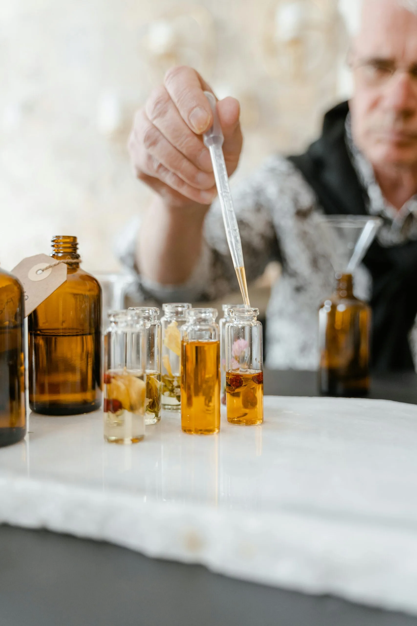 Différentes concentrations de parfum : le guide pour ne plus se tromper